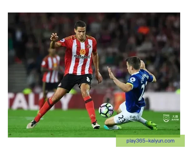 从绿茵场到生活舞台：五位足球明星的趣味轶事值得关注