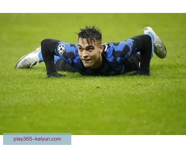 劳塔罗在赛季中持续保持全能型中锋的优异表现，备受关注。